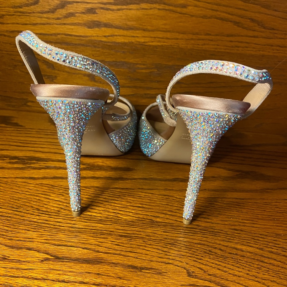 Valentino Embellished Platform Heel, EU 39.5 - Picture 5 of 8